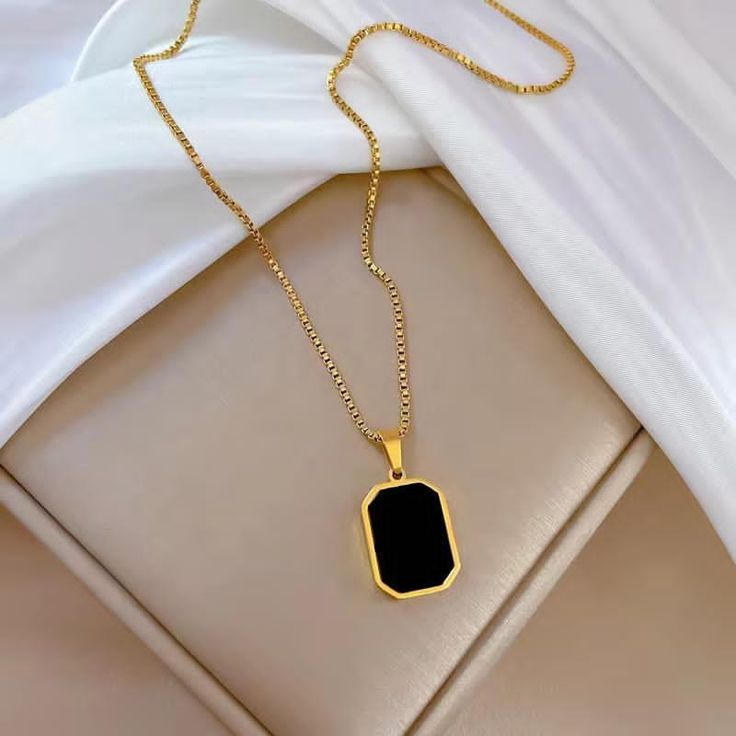 Noir Octagon Pendant