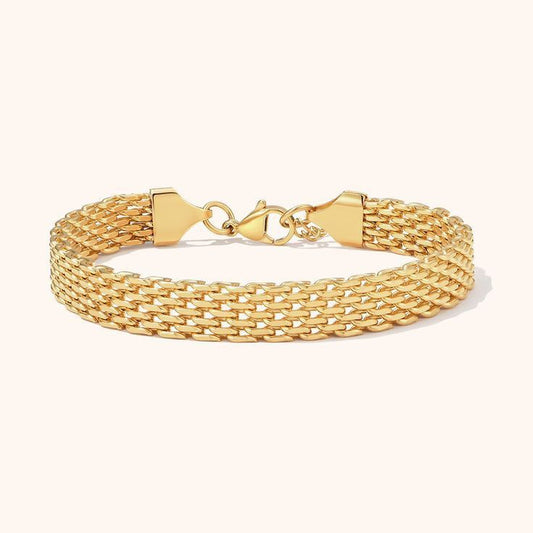 Gold Sleek Bracelet